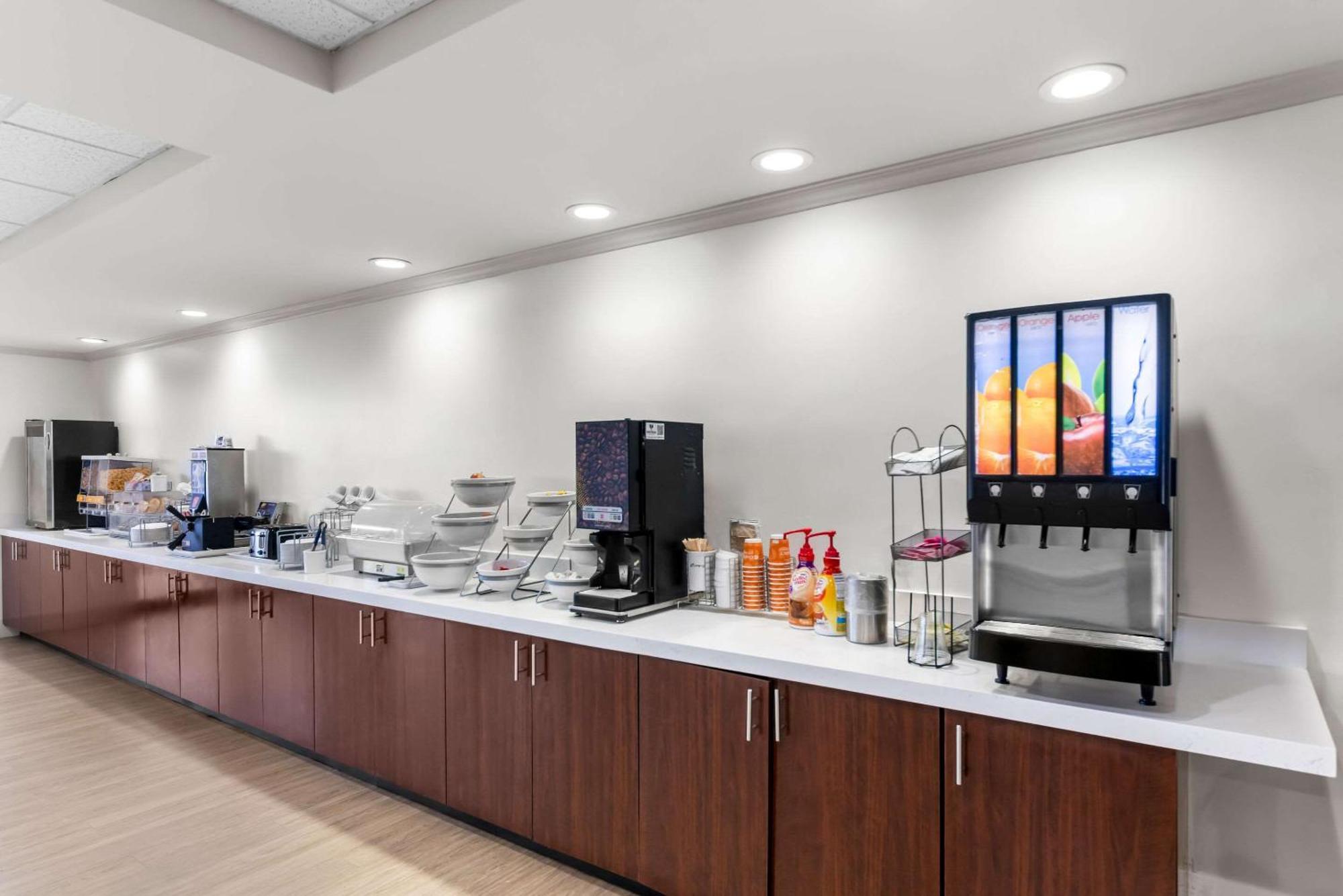 Comfort Suites Austin Airport Exteriér fotografie