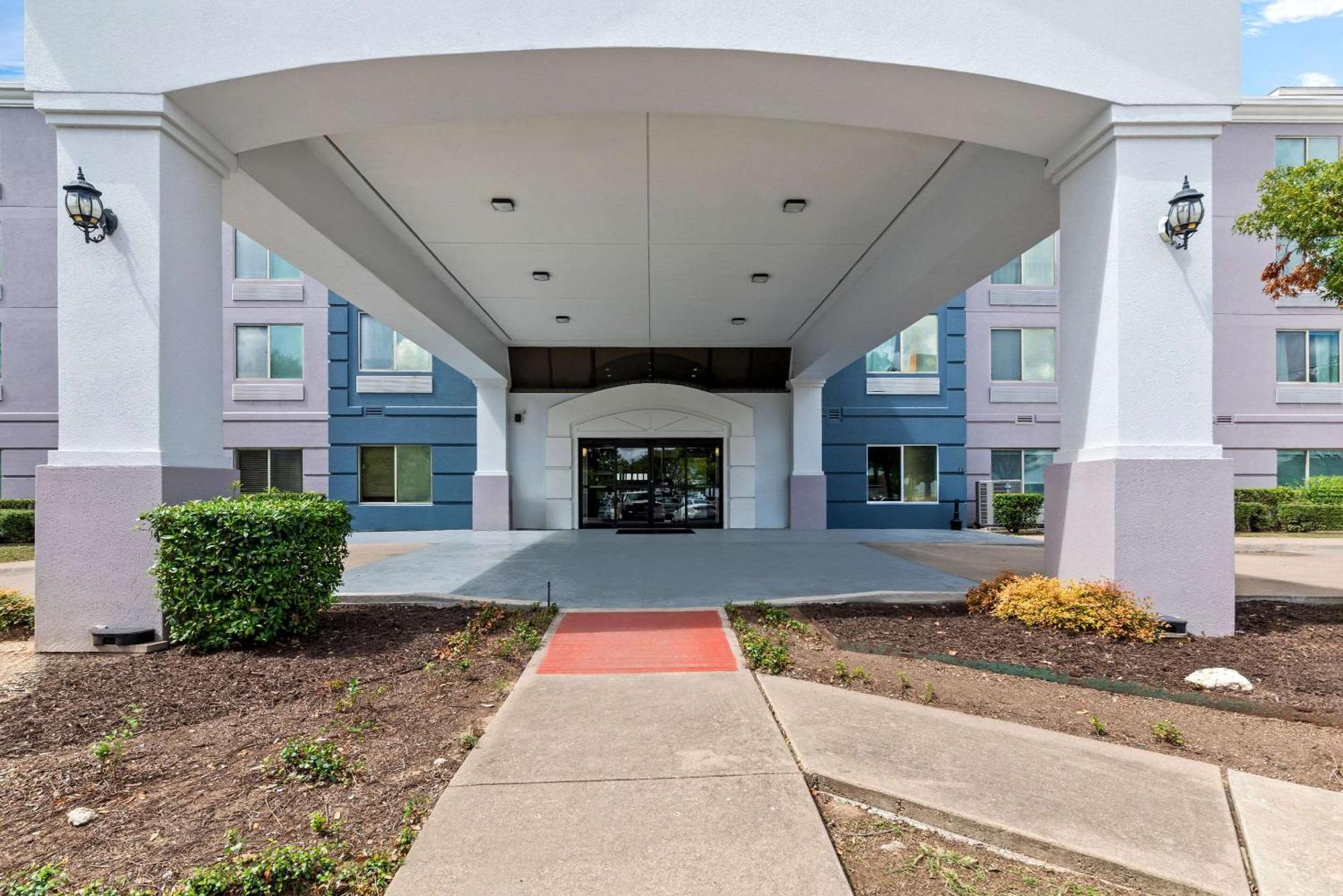 Comfort Suites Austin Airport Exteriér fotografie