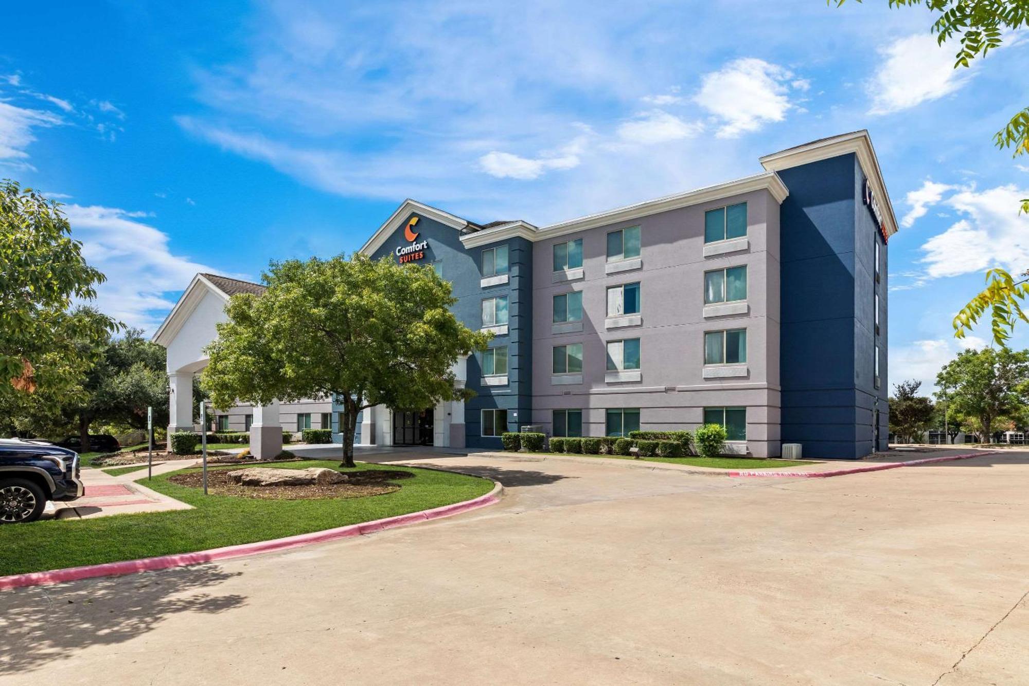 Comfort Suites Austin Airport Exteriér fotografie