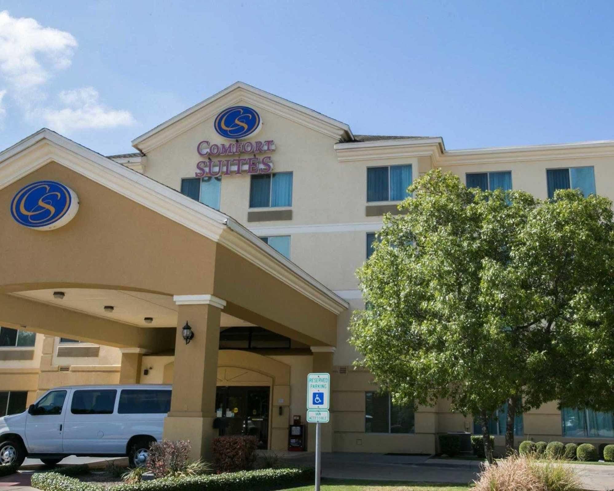 Comfort Suites Austin Airport Exteriér fotografie