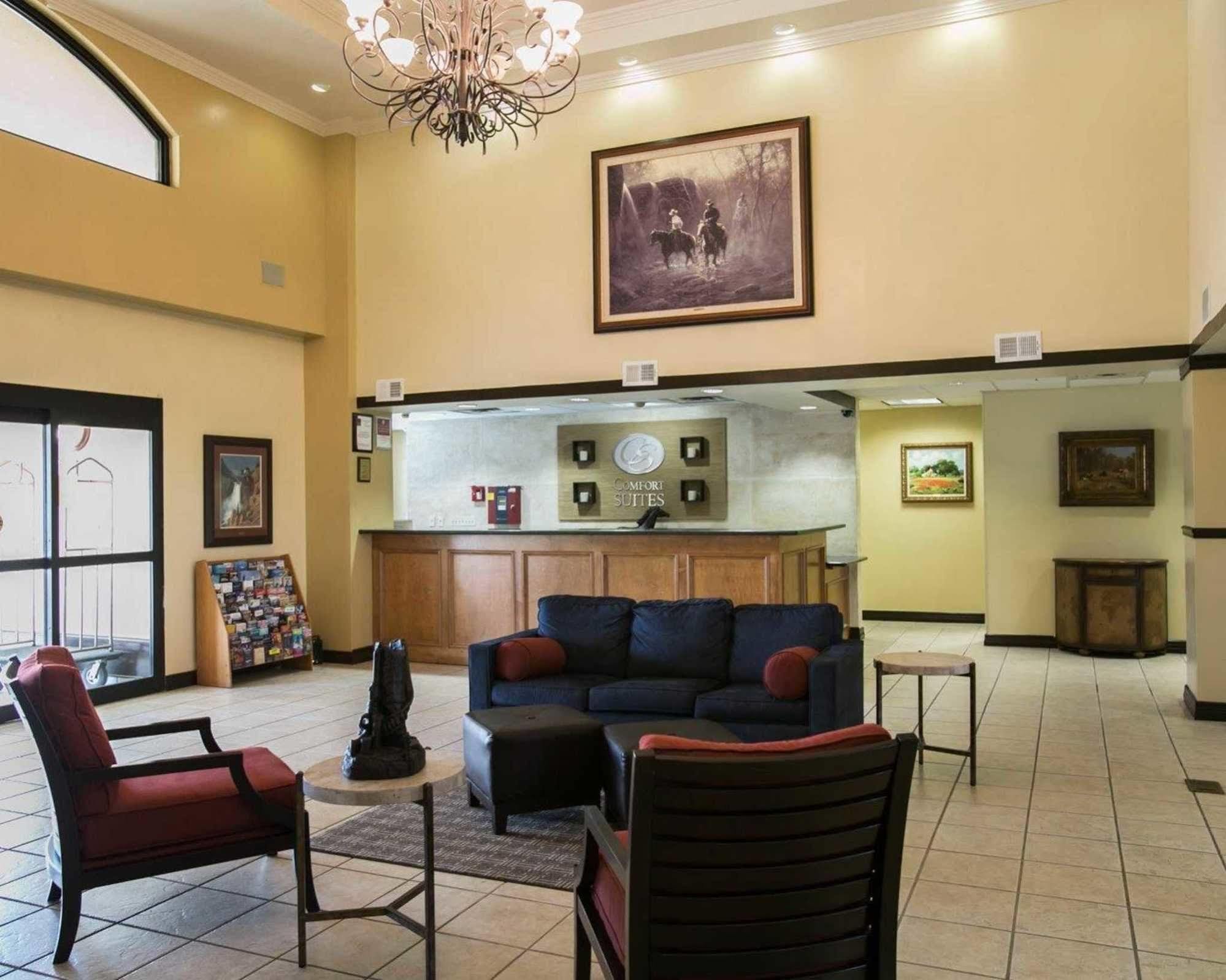 Comfort Suites Austin Airport Exteriér fotografie